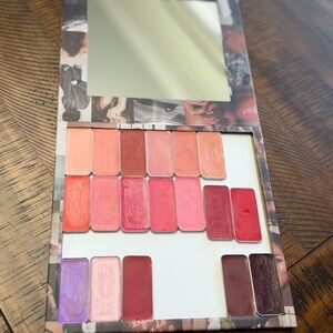 Multi-Color Lip Palette